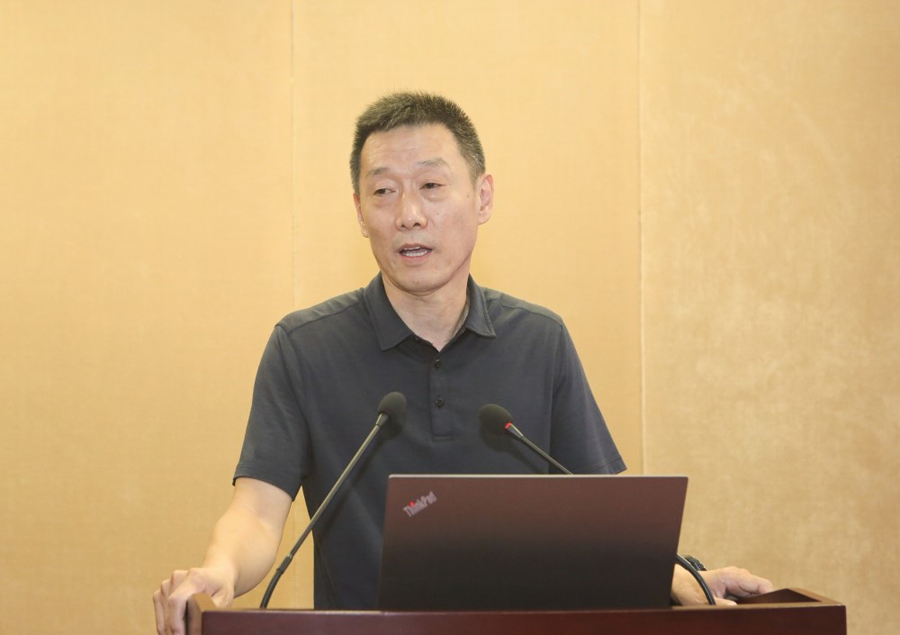 郭長城1.jpg